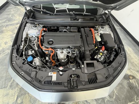 Used 2025 Honda Accord Sport image 31