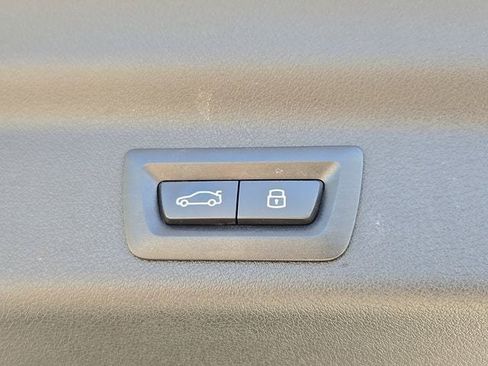 Used 2025 BMW X1 xDrive28i w/ Convenience Package AWD/4WD image 29