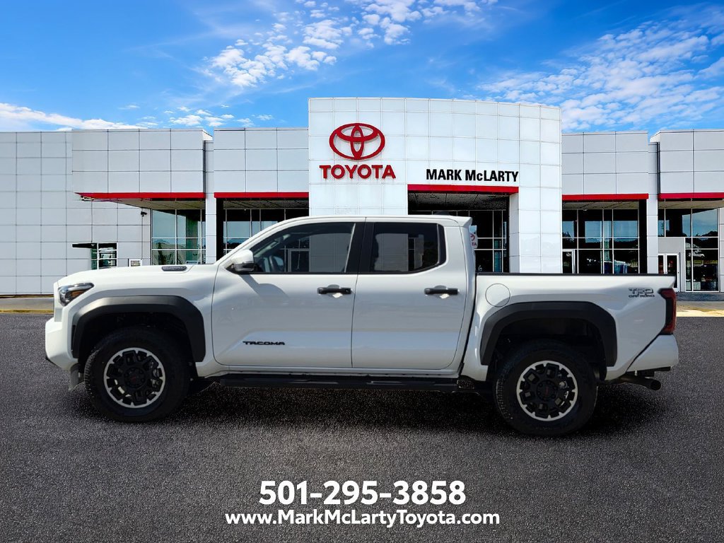 Used 2026 Toyota Tacoma TRD Off-Road w/ TRD Off Road Upgrade Package AWD/4WD image 2