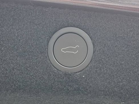 Used 2024 Tesla Model 3 Long Range AWD/4WD image 29