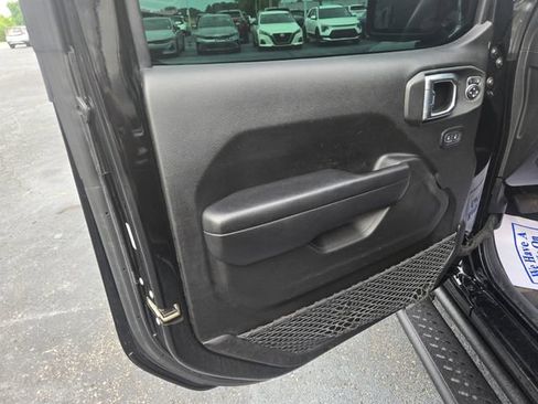 Used 2023 Jeep Gladiator Sport AWD/4WD image 21