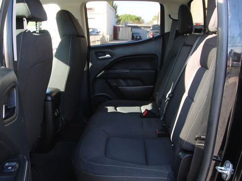 Used 2022 Chevrolet Colorado LT w/ LT Convenience Package image 11