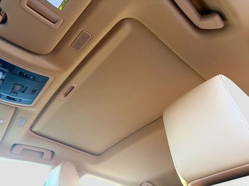 New 2025 Lexus ES 350 w/ Premium Package image 27