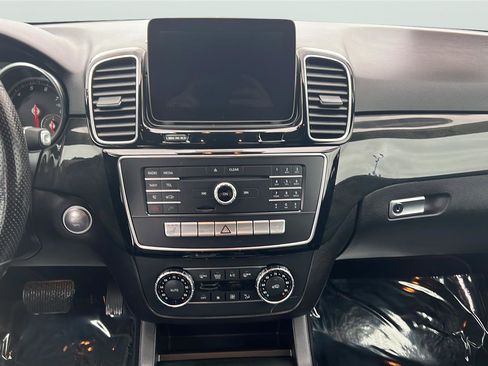 Used 2017 Mercedes-Benz GLE 350 4MATIC image 10