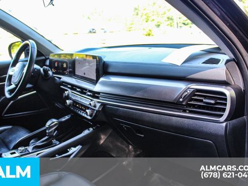 Used 2025 Kia Telluride S FWD image 23