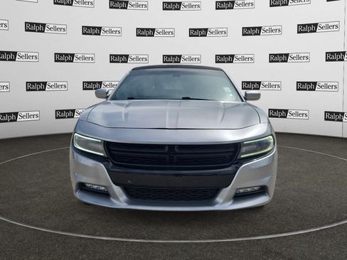 Used 2018 Dodge Charger R/T RWD image 8