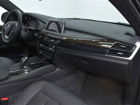 Used 2019 BMW X6 sDrive35i w/ Convenience Package image 12