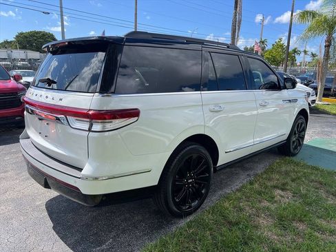 Used 2022 Lincoln Navigator Black Label AWD/4WD image 7