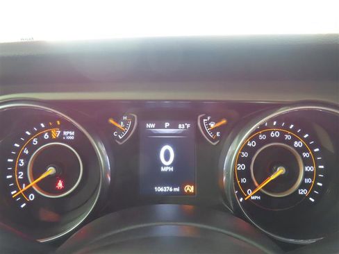 Used 2018 Jeep Wrangler Unlimited Sport image 18