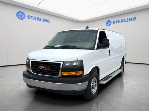 Used 2024 GMC Savana 2500 w/ Driver Convenience Package RWD image 8