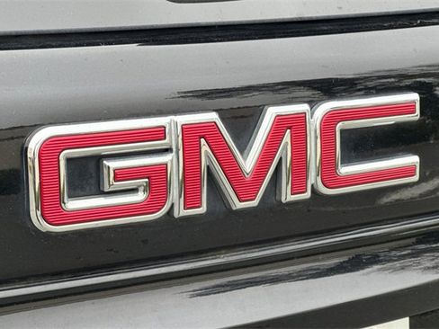 Used 2020 GMC Terrain SLE w/ Elevation Edition image 47