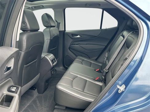 Used 2024 Chevrolet Equinox Premier image 17