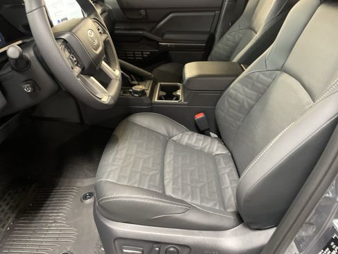 Used 2026 Toyota 4Runner TRD Sport Premium image 16