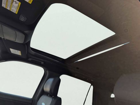 New 2025 Ford Expedition Max Platinum w/ Stealth Performance Package image 10