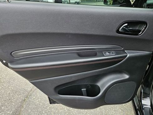 Used 2025 Dodge Durango GT AWD/4WD image 21