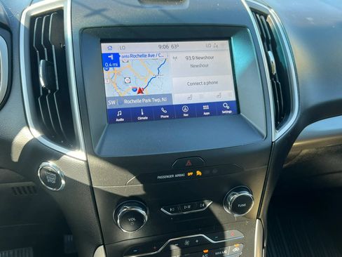 Used 2020 Ford Edge SEL AWD/4WD image 21
