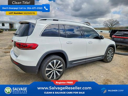 Used 2021 Mercedes-Benz GLB 250 4MATIC image 4