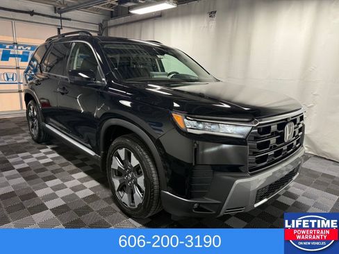 New 2026 Honda Pilot Elite image 3