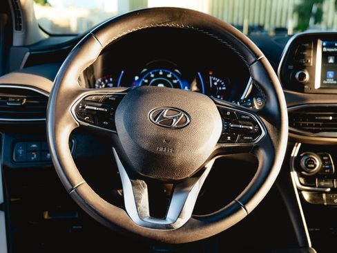 Used 2019 Hyundai Santa Fe SEL FWD image 23