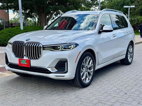 Used 2020 BMW X7 xDrive40i image 2