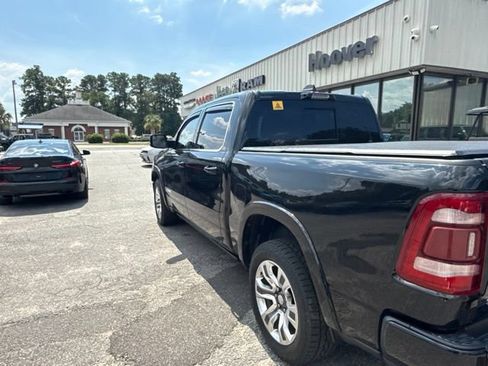 Used 2023 RAM 1500 Limited RWD image 3
