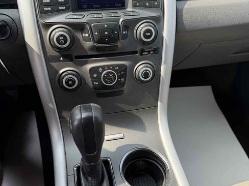 Used 2014 Ford Edge SE w/ Equipment Group 101A AWD/4WD image 22