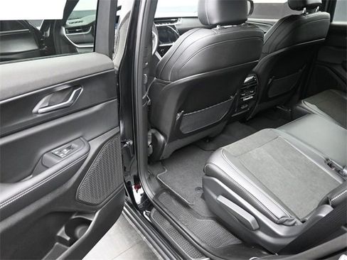 New 2025 Jeep Grand Cherokee L Altitude image 16