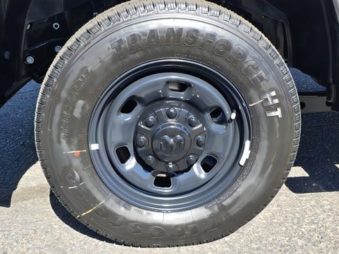 New 2026 RAM 2500 Tradesman AWD/4WD image 27