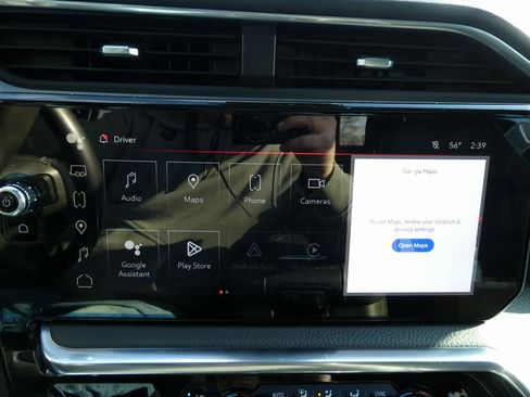 Certified 2024 GMC Sierra 2500 Denali w/ Technology Package image 29