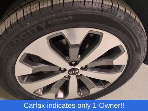 Used 2020 Kia Telluride S image 2