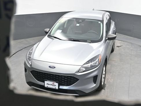 Used 2022 Ford Escape SE FWD image 19