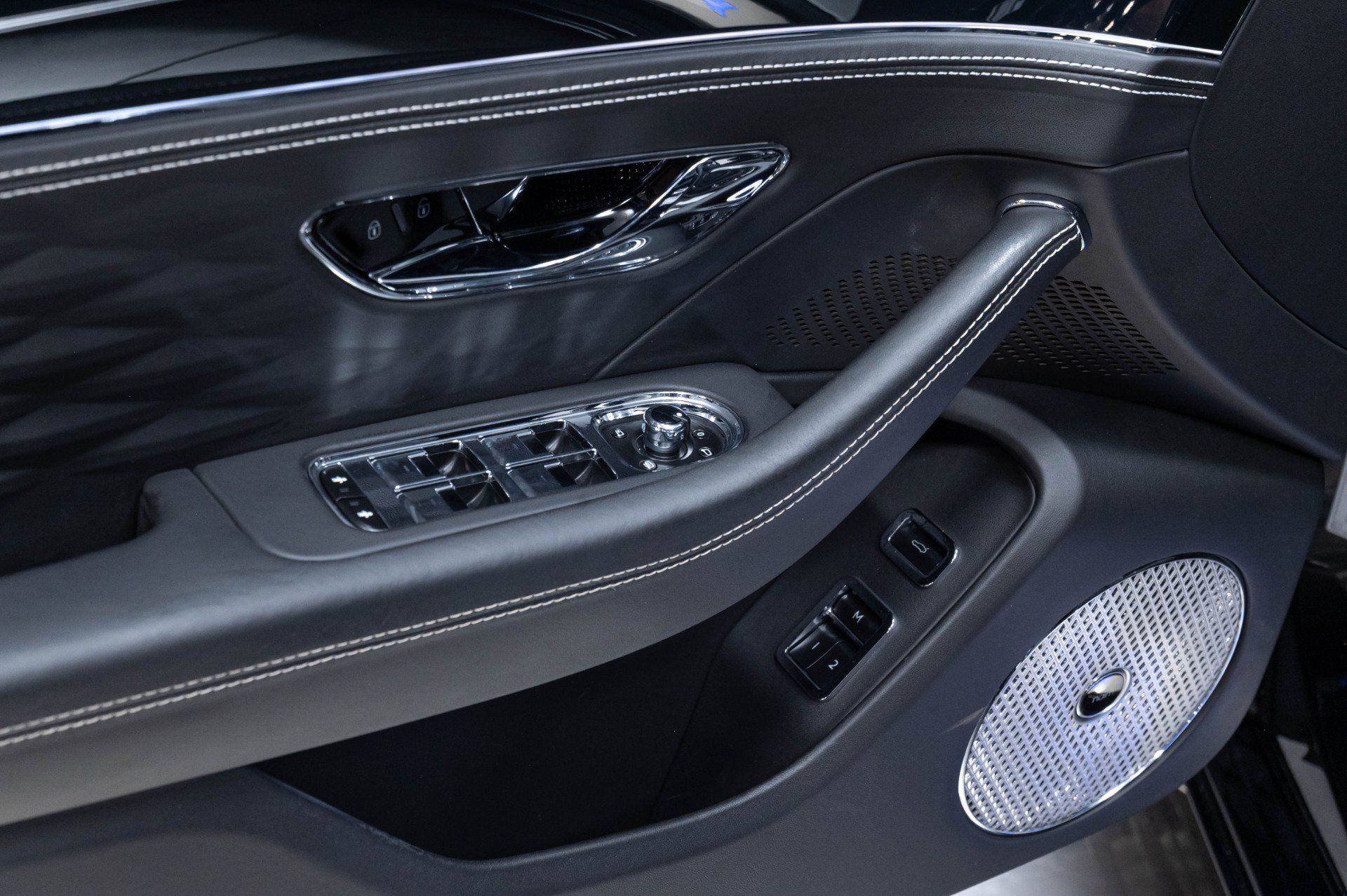Used 2020 Bentley Flying Spur W12 AWD/4WD image 13