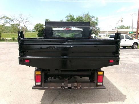 Used 2007 Chevrolet Silverado 2500 W/T w/ Skid Plate Package AWD/4WD image 12