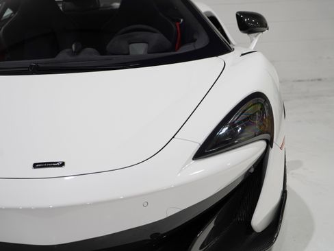 Used 2019 McLaren 600LT RWD image 27