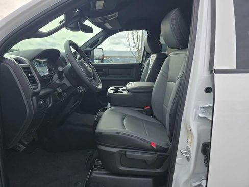 New 2026 RAM 2500 Tradesman AWD/4WD image 9