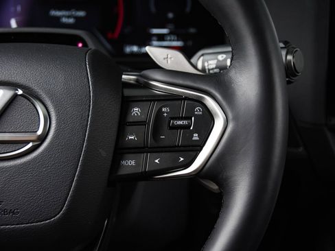 Used 2025 Lexus GX 550 image 16