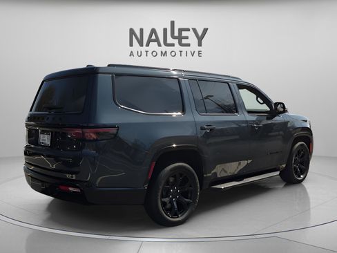 Used 2024 Jeep Wagoneer Series II image 6