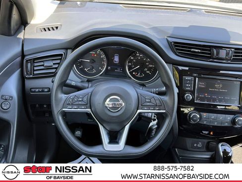 Used 2021 Nissan Rogue Sport S AWD/4WD image 13