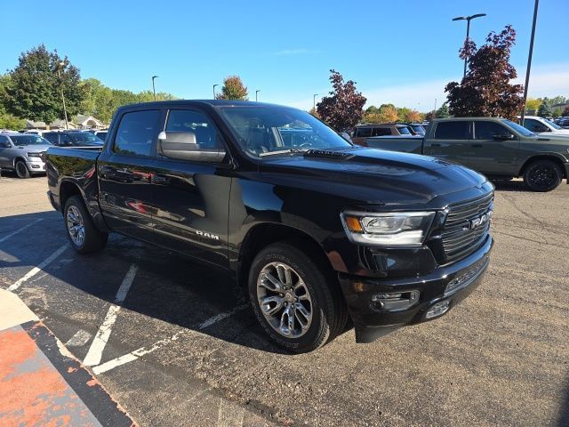 Used 2024 RAM 1500 Laramie AWD/4WD image 3