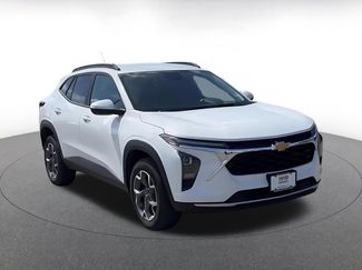 Used 2025 Chevrolet Trax LT FWD video 2