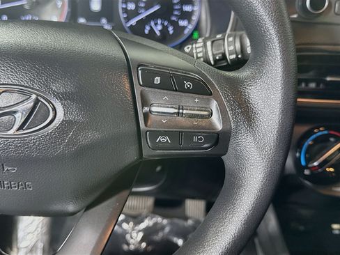 Used 2022 Hyundai Kona SEL AWD/4WD image 15