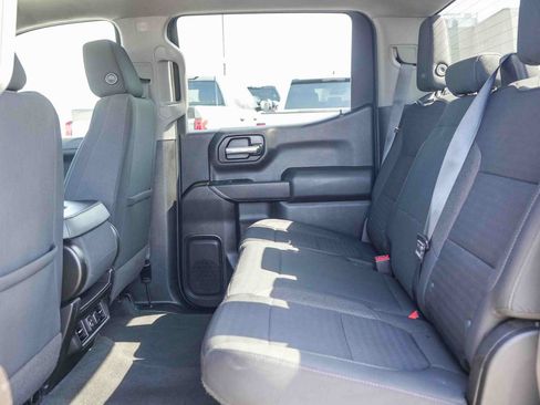 Used 2021 Chevrolet Silverado 1500 LT AWD/4WD image 18