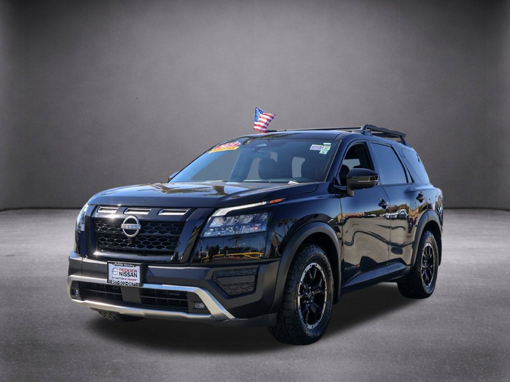 Used 2025 Nissan Pathfinder Rock Creek AWD/4WD image 9