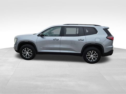Used 2024 GMC Acadia AT4 w/ Luxury Package AWD/4WD image 10