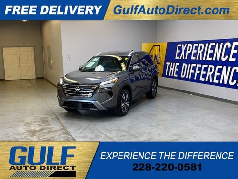 Used 2026 Nissan Rogue SL AWD/4WD image 4