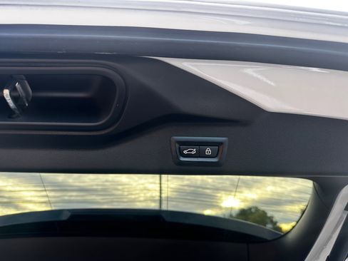 Used 2019 BMW X5 xDrive40i w/ Premium Package 2 image 22