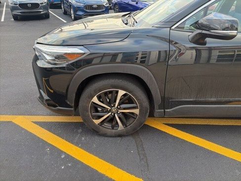 Used 2025 Toyota Corolla Cross AWD Hybrid image 9