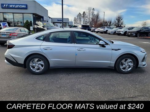 New 2026 Hyundai Sonata SE image 2