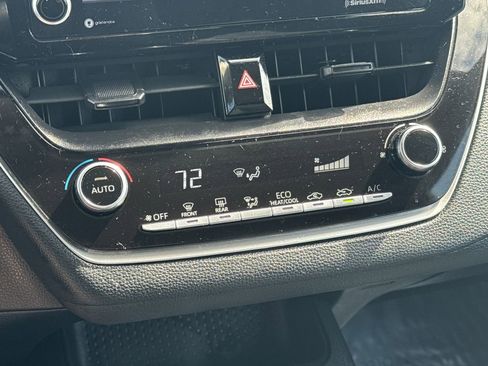 Used 2022 Toyota Corolla LE FWD image 24