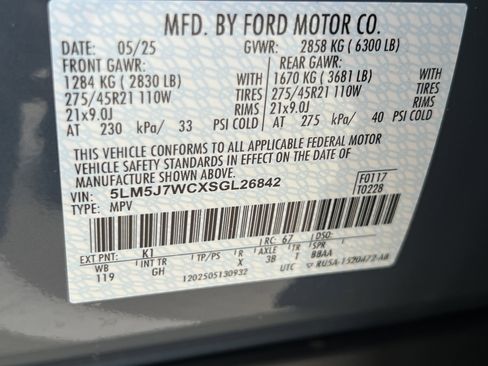 New 2025 Lincoln Aviator Reserve w/ Luxury Package image 31